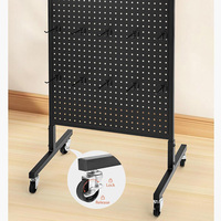 Présentoir porte-clés Mingtang Metal Pegboard Sneaker, présentoir porte-clés rotatif personnalisable