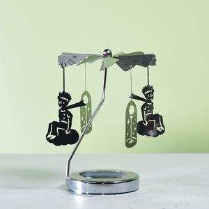 Tapa de carrusel giratoria Vela perfumada de Navidad-Decoración musical romántica con cubierta de copa auto-giratoria para decoración del hogar de vacaciones - Product Image 4