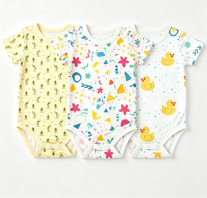 Combinaison bébé à boutons-pression personnalisable en mélange bambou/spandex, douce, lavable, respirante, à manches courtes pour l'été – Vente en gros - Product Image 3