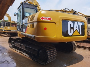 รถขุดไฮดรอลิก Caterpillar 330D มือสอง สภาพดี มีสต็อกจำนวนมาก น้ำหนัก 30 ตัน ประหยัดน้ำมัน เหมาะสำหรับงานขุดเหมือง - Product Image 3