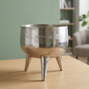 Jardinera de metal de níquel personalizada moderna de latón AK con tres patas para decoración de interiores de mesa de piso - Product Image 1