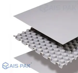Extruded Three-Layer Polypropylene Composite Honeycomb Central Structure Sheet Sandwiched Two Smooth Outer Sheets