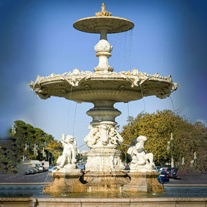 Fontaine d'eau en marbre avec tête <span class=keywords><strong>de</strong></span> lions et figurines, 360 - Product Image 2