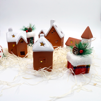 Weihnachtliche Künstliche Keramik Umweltfreundliche Moderne Große Dorf-Figuren Weihnachtsdekoration