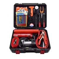Kit d'outils d'urgence de pompe à pneu de voiture rechargeable à dynamo de conception moderne de qualité supérieure avec prise 220v avec extincteur à pompe