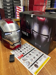 Mũ bảo hiểm Mega Man được làm bằng nhựa ABS chất lượng cao với độ bóng cao, tỷ lệ xác thực và chi tiết - Product Image 6