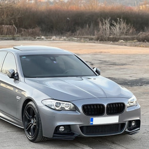 Alerón delantero BMW con textura de fibra de carbono en negro piano, adhesivo para Serie 5 F10 F11 M Sport 2011-2017 - Product Image 2