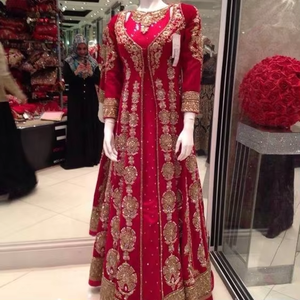 ATIYA LIBAS Veste élégante indienne/pakistanaise Lehenga Choli Dupatta pour mariage Broderie lourde Zardozi Matériau acétate 2019 - Product Image 6