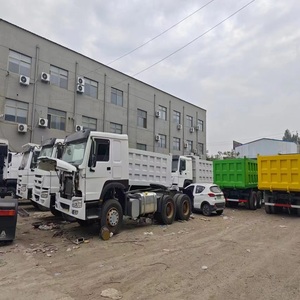Camion benne gris 8x4 très demandé, moteur Weichai, boîte de vitesses FAST, Euro 3, capacité 31-40T pour le transport de sable/gravier et la construction routière - Product Image 1