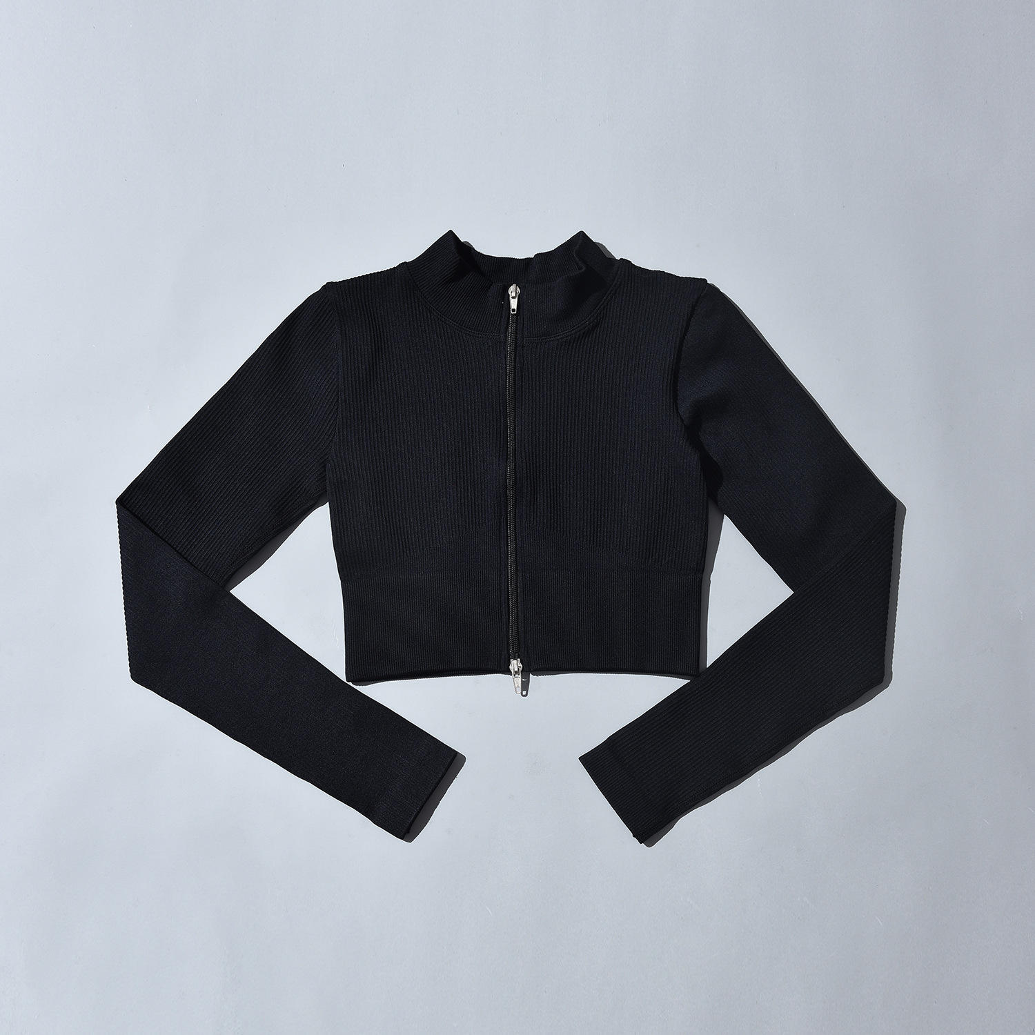 สีดำ-แขนยาวด้านบน