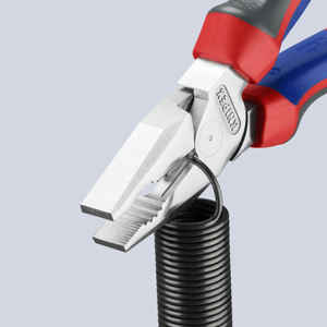 Alicates combinados KNIPEX 02 05 200, resistentes, con mangos ergonómicos, cromados, 200 mm - Product Image 4