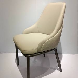 Silla de Comedor de Diseño Nórdico con Respaldo Suave Multifuncional, Relleno de Espuma de Alta Elasticidad, Estilo Moderno y Sencillo para el Hogar - Product Image 3