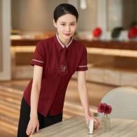 Cravate Cupidon personnalisée avec logo – Uniformes élégants pour serveurs et uniformes de restaurant rouges pour clubs