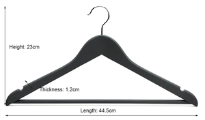 <span class=keywords><strong>Cintre</strong></span> en bois <span class=keywords><strong>vert</strong></span> avec revêtement en caoutchouc personnalisé Cintres noirs pour vêtements - Product Image 4