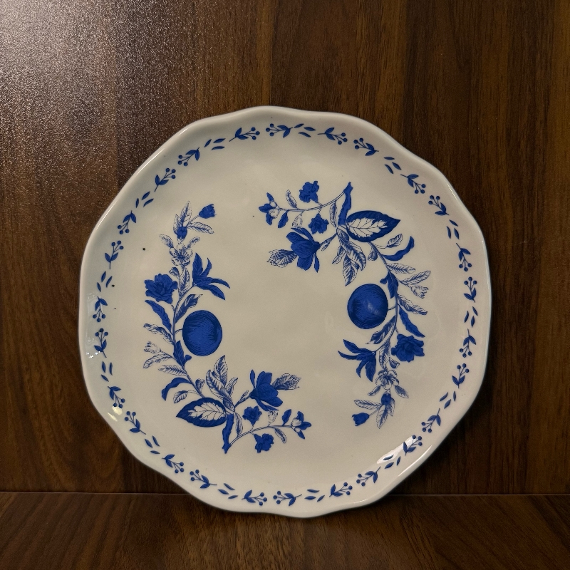 Assiette Bleue et Blanche