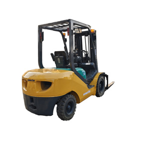 Chariot élévateur diesel Komatsu modèle 2024, 3T/2.5T/5 tonnes, double moteur AC, mât à trois niveaux, boîte de vitesses, roulement, moteur d'origine usine - Product Image 1