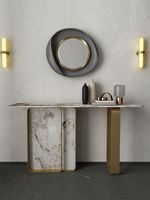 Table console de salon de luxe avec plateau en pierre frittée brillante effet marbre, design moderne, base en acier inoxydable doré et miroir intégré