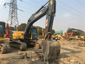 Volvo 210blc Usado, Modelo 2018, Alta Calidad y Buen Estado, Cucharón de 1.5m, Peso Operativo de 21 Toneladas, Motor de 123KW de Potencia, en Oferta - Product Image 3