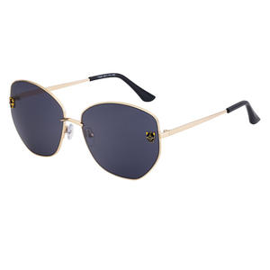 Gafas de Sol Extra Grandes a la Moda Hechas a Medida para Mujer, Estilo Ojo de Gato, Montura Cuadrada con Cabeza de Leopardo, Protección UV400, Estilo Instagram - Product Image 3