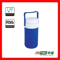 Petit pichet isotherme 1L en plastique bon marché isolé portable pour la bière et l'eau glacée pour les activités de plein air