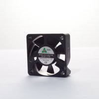 Ventilador de Refrigeración Axial DC Sin Escobillas de 5015 5CM, 2 Cables, 2 Pines, Doble Rodamiento de Bolas, OEM/ODM Personalizable para Humidificador Programable