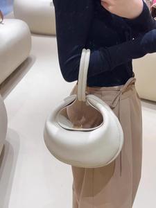 Sac à main pour femme de luxe léger, sac à main à fermeture éclair, couleur unie, tendance, sac en forme de croissant - Product Image 2