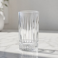 Verre Highball 445 ml, corps à facettes taillées en forme de coin, coupes verticales pointues, verre à eau transparent à base diamantée croisée