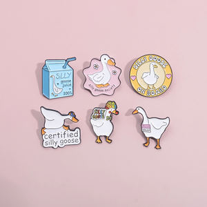 Pin Enamel Angsa Lucu Bersertifikat, Bros Hewan Kartun Kustom, Lencana Kerah, Perhiasan Lucu, Hadiah untuk Anak-Anak dan Teman - Product Image 5