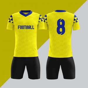 24/25 Heat-Transfer Custom Fußball trikots Sets Atmungsaktive leichte Herren Fußball trikots Sommer Herbst 100% Polyester - Product Image 3