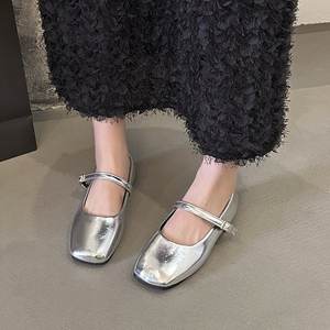 รองเท้าแฟลตผู้หญิงรุ่นใหม่ปี 2026 - รองเท้าลำลองคุณภาพสูงขายดีที่สุด สวมใส่สบาย กันลื่น ดีไซน์สวยหรู - Product Image 3