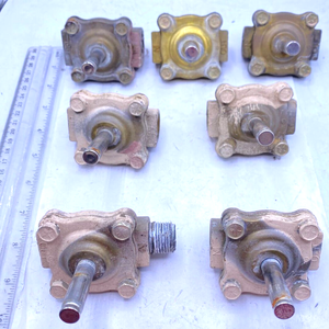 8215b80 220/240v 0-25psi 2 นิ้ว Nsnp ของแท้ใหม่พร้อมส่ง ตัวควบคุมการเขียนโปรแกรม PLC สำหรับระบบอัตโนมัติในอุตสาหกรรม - Product Image 6