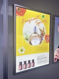 <span class=keywords><strong>Affiches</strong></span> de films 27 x 40 pouces, cadre en aluminium noir, boîte à lumière LED pour affichage publicitaire - Product Image 2