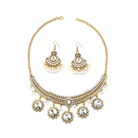 Ensemble de boucles d'oreilles ethniques indiennes vintage bohèmes, comprenant des créoles, des jhumkas, des pendantes et des puces d'oreilles, en zircon, en alliage de zinc plaqué argent/or, bijoux multi-paires pour