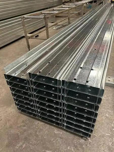 Sistema di Montaggio per Pannelli Solari di Alta Qualità, Kit per Installazione a Terra con Profilo a C in Acciaio Zincato a Caldo - Product Image 4