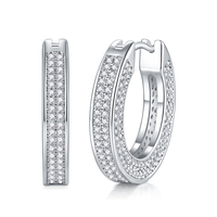 Boucles d'oreilles créoles en argent sterling 925 à 3 rangs de moissanite pour femme, entièrement micro-pavées, couleur D, moissanite VVS1, style Huggie