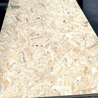 Panneau OSB2/OSB3 économique de 18 mm en peuplier avec colle E1, sans formaldéhyde, anti-corrosion pour la construction extérieure et l'emballage