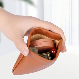 กระเป๋าเครื่องสำอางหนัง PU ดีไซน์สร้างสรรค์ สีสันสดใส ปรับแต่งได้ กระเป๋าใส่เครื่องสำอางน่ารัก - Product Image 2