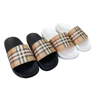 Pantoufles de haute qualité, originales, haut de gamme, vente en gros, semelle super douce, sandales de plage, haute qualité - Product Image 1