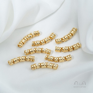 Accessoires de bijoux en perles faits à la main pour un <span class=keywords><strong>collier</strong></span> en forme de téléphone incurvé en tube lisse plaqué or 14 carats - Product Image 4