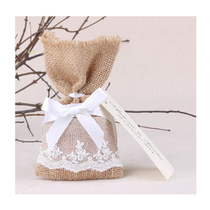 Vente en gros de sacs personnalisés en <span class=keywords><strong>dentelle</strong></span> <span class=keywords><strong>jute</strong></span> <span class=keywords><strong>jute</strong></span> petite pochette à cordon pour mariage faveur bonbons souvenir décoration toile de <span class=keywords><strong>jute</strong></span> sac en <span class=keywords><strong>dentelle</strong></span> - Product Image 4