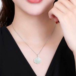 Pendentif lotus en jade naturel du Myanmar, serti d'argent S925, collier de bijoux en jade de qualité glacée pour femmes - Product Image 5