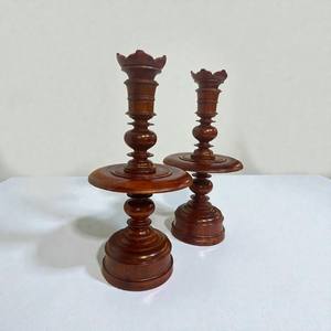 Paire de lampes d'autel en bois 40 avec un design élégant, le charme nostalgique du support de bougie pilier - Product Image 3