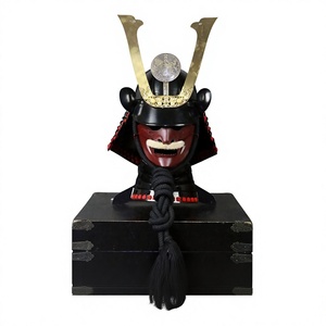 Casco de Guerrero Japonés Kabuto, Máscara de Oni Roja, Adorno de Armadura Vintage de Hierro, Embalaje en Caja de Madera para Salón de Exposiciones o Restaurante - Product Image 1