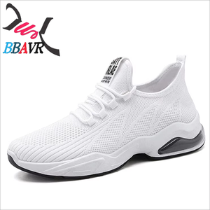 Zapatos Deportivos Casuales de Moda para Hombre al por Mayor, con Suela Gruesa Acolchada, Ligeros y Antideslizantes para Primavera y Otoño - Product Image 1