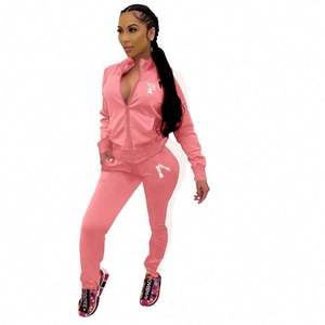 Tuta <span class=keywords><strong>Casual</strong></span> da <span class=keywords><strong>donna</strong></span> firmata Set Jogger <span class=keywords><strong>abbigliamento</strong></span> <span class=keywords><strong>invernale</strong></span> di lusso di marchi famosi con motivo stampato alla moda - Product Image 4