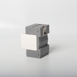 <span class=keywords><strong>Entrega</strong></span> rápida 2P SPD de alta capacidad 275V 385V Dispositivos de protección <span class=keywords><strong>contra</strong></span> sobretensiones Uso industrial comercial 1000V Voltaje nominal 3P 4P T1 T2 - Product Image 6