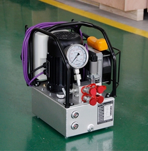 Station de pompage hydraulique Enerpac Same Multi-level Flow 60HZ SOV 700BAR 220V avec électrovanne HAWE - Product Image 4