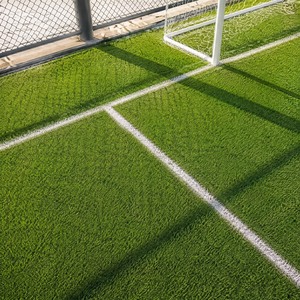 Gazon artificiel durable et professionnel pour le sport, résistant à l'usure, haute résilience, adapté aux enfants, pour l'entraînement au football et les matchs de soccer - Product Image 5