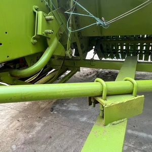 Année Offre Spéciale 2018 - 2020 Prix bon marché <span class=keywords><strong>Claas</strong></span> Markant 55/65 <span class=keywords><strong>650</strong></span> Presse à foin d'occasion avec pièces de rechange à vendre 55/65 <span class=keywords><strong>Claas</strong></span> - Product Image 4