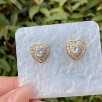 Boucles d'Oreilles en Forme de Coeur Incrusté de Zircon de Cuivre Plaqué Or 18K, 1 Paire